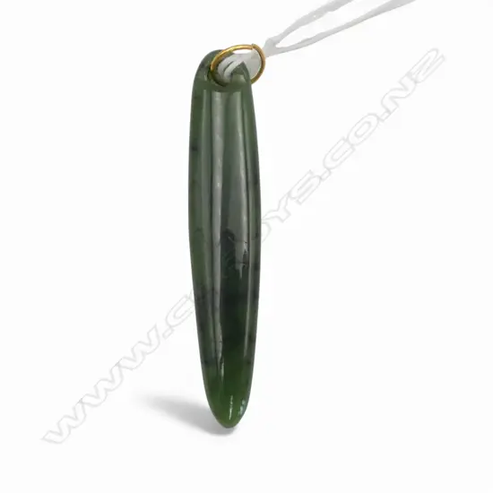vintage POUNAMU TAPERED PENDANT mm good dark tone w black flecks