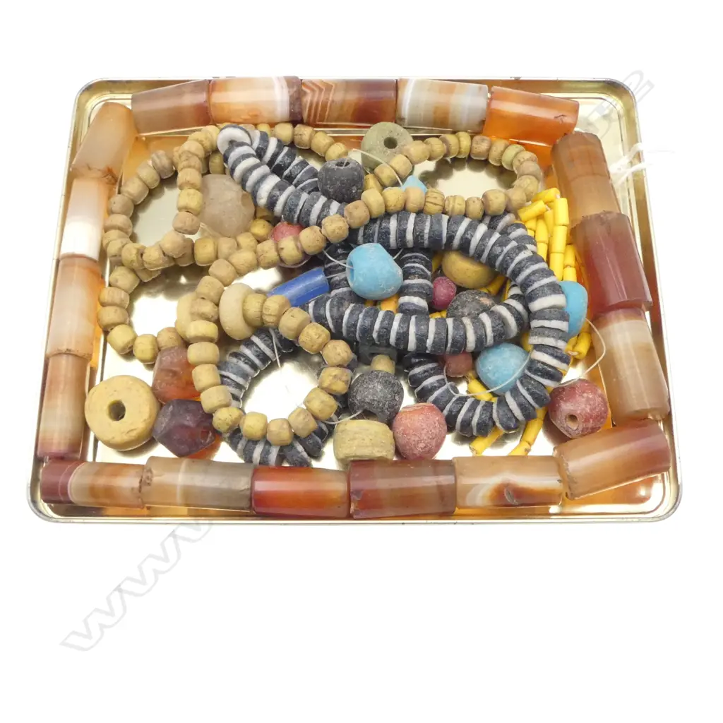 TRAY OF OLD TRIBAL BEAD NECKLACES. Agate lge cylinder beads etc 1 needs restringing Image 1++