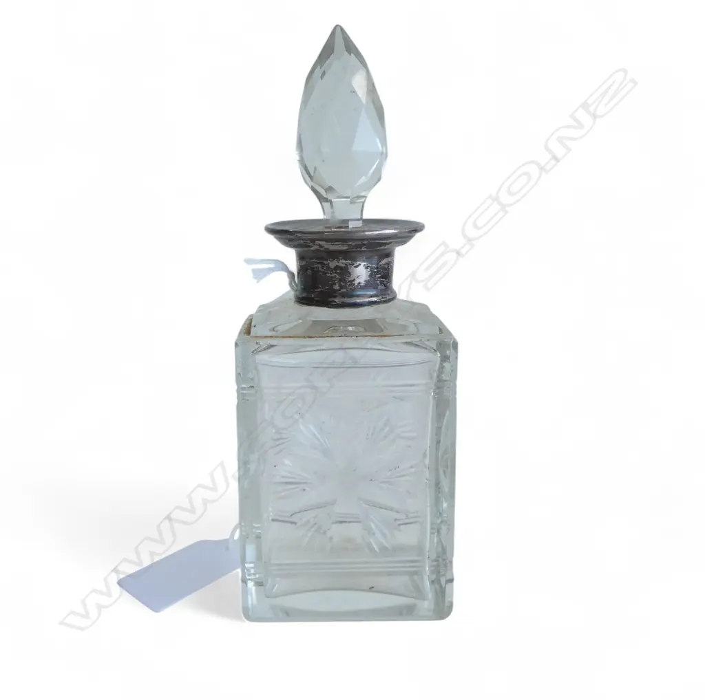 CUT CRYSTAL SCENT BOTTLE w. STG SILVER RIM LONDON H.160mm Image 1++
