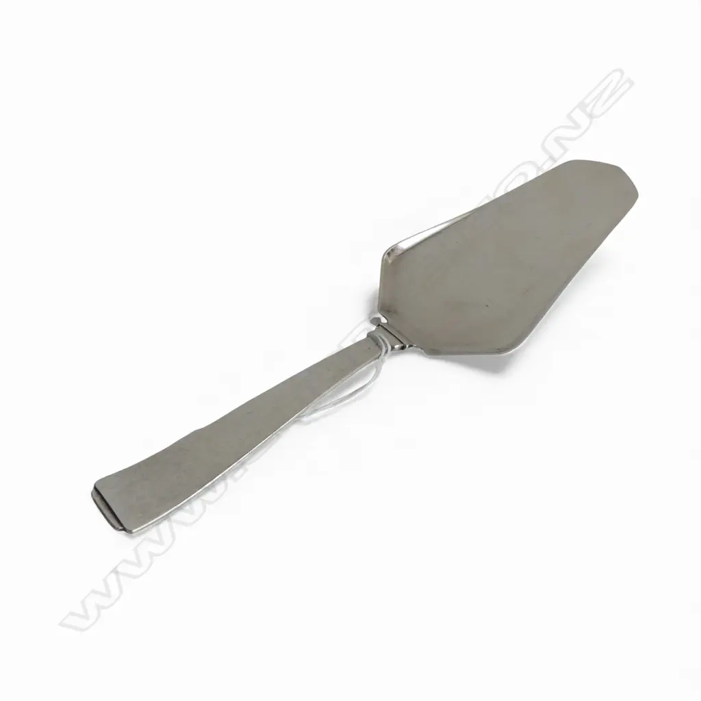 800 SILVER CAKE SERVER L.240mm 110gms Image 1++