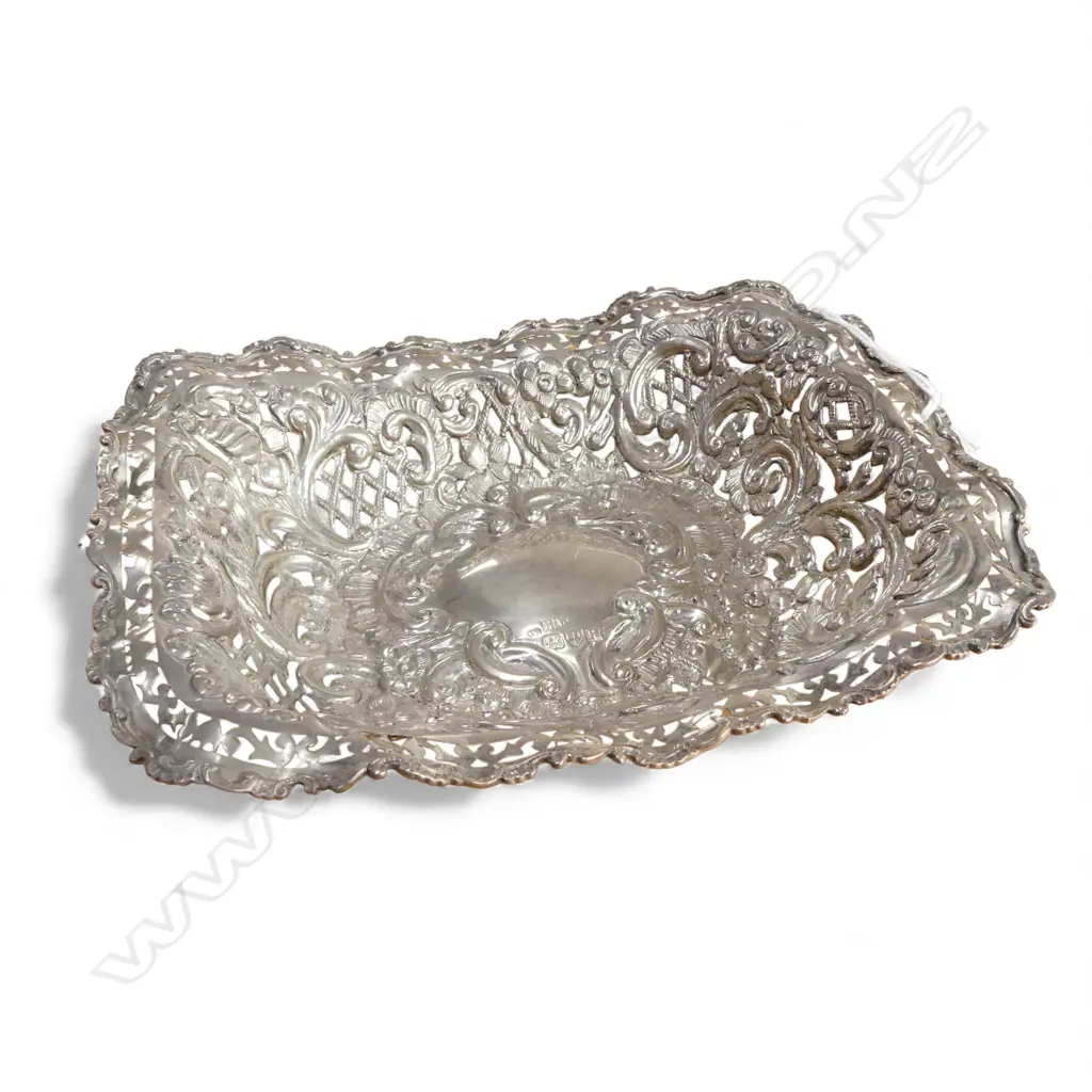 STG SILVER DISH, CHESTER 1900 160x200mm 168gms Image 1++