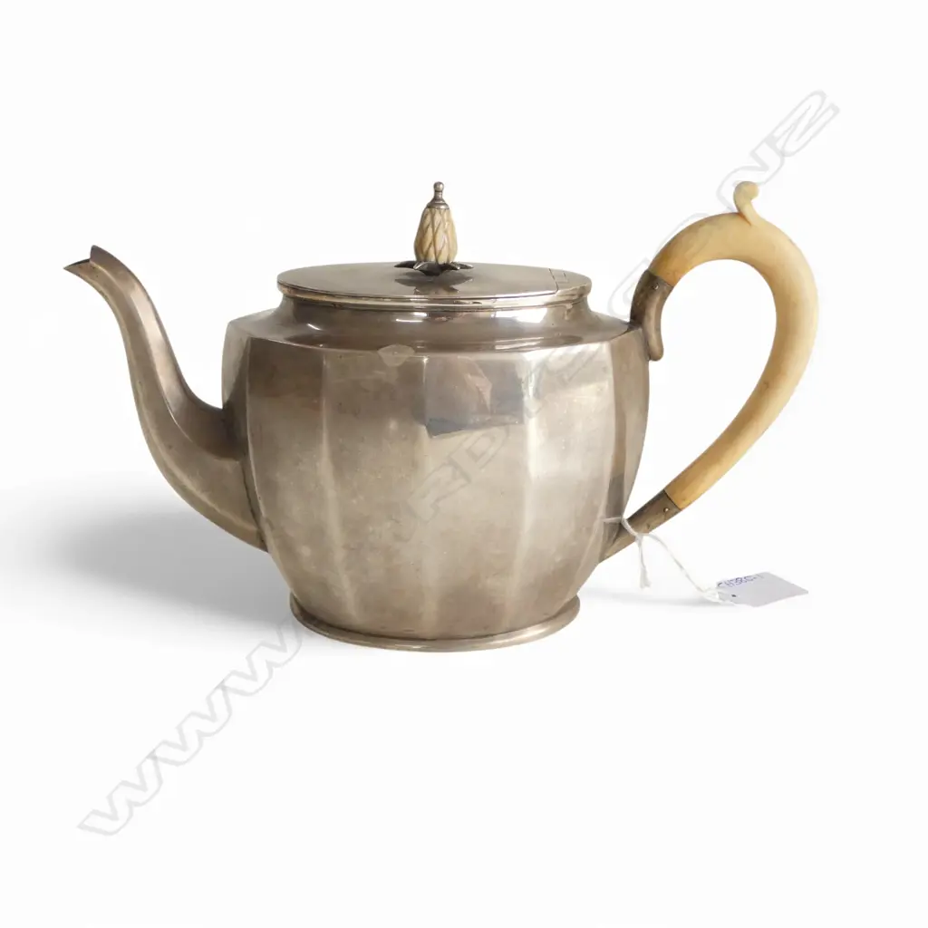STG SILVER IVORY HANDLED TEAPOT, BRAVINGTON'S Ltd., SHEFFIELD 1936, 677gms Image 1++
