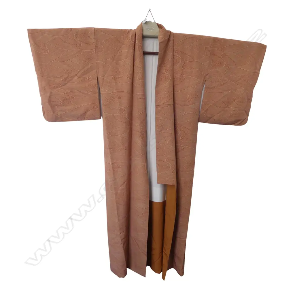 PINK PATTERNED JAPANESE KIMONO  Image 1++