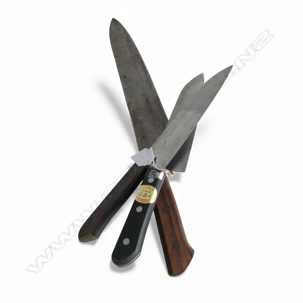 3 JAPANESE CHEF'S KNIVES signed blades. Longest 400mm Image 1++