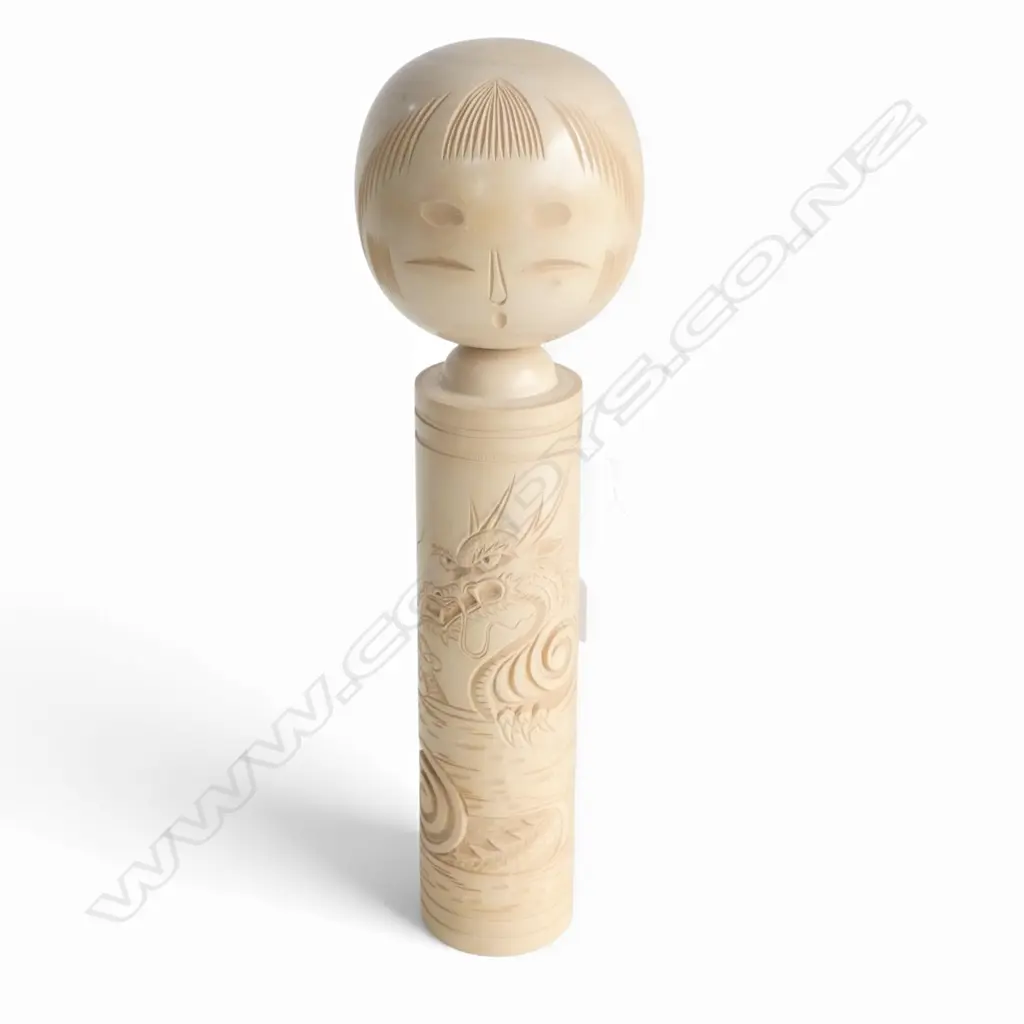 UNUSUAL KOKESHI DOLL w DRAGON CARVING, H.390mm, signed Image 1++