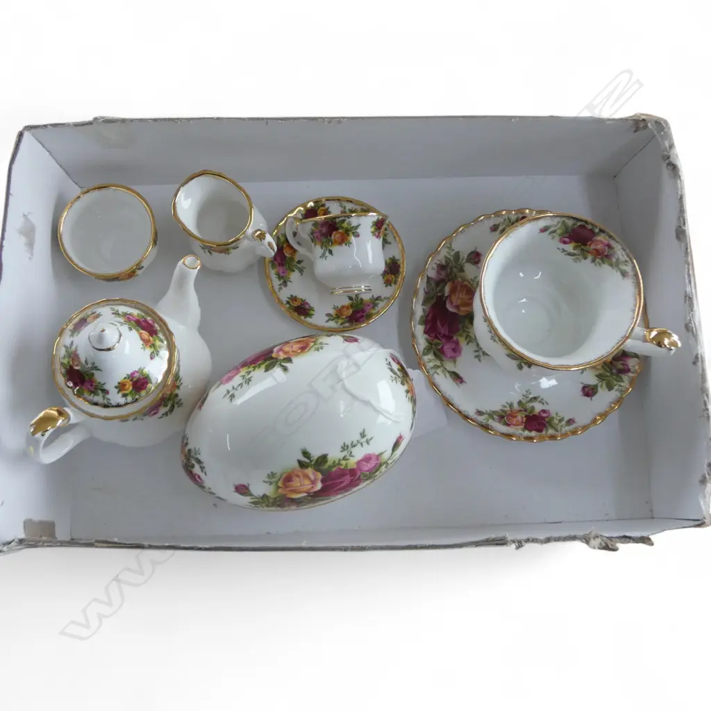 6 PCES ROYAL DOULTON OLD COUNTRY ROSES Image 1++