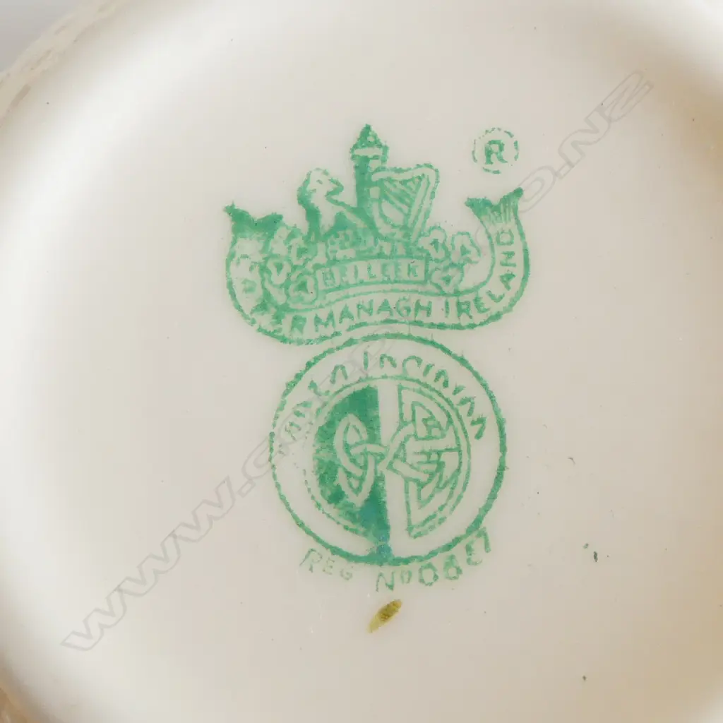 31 PCES BELLEEK INCL. 7 TRIOS ETC Image 1++