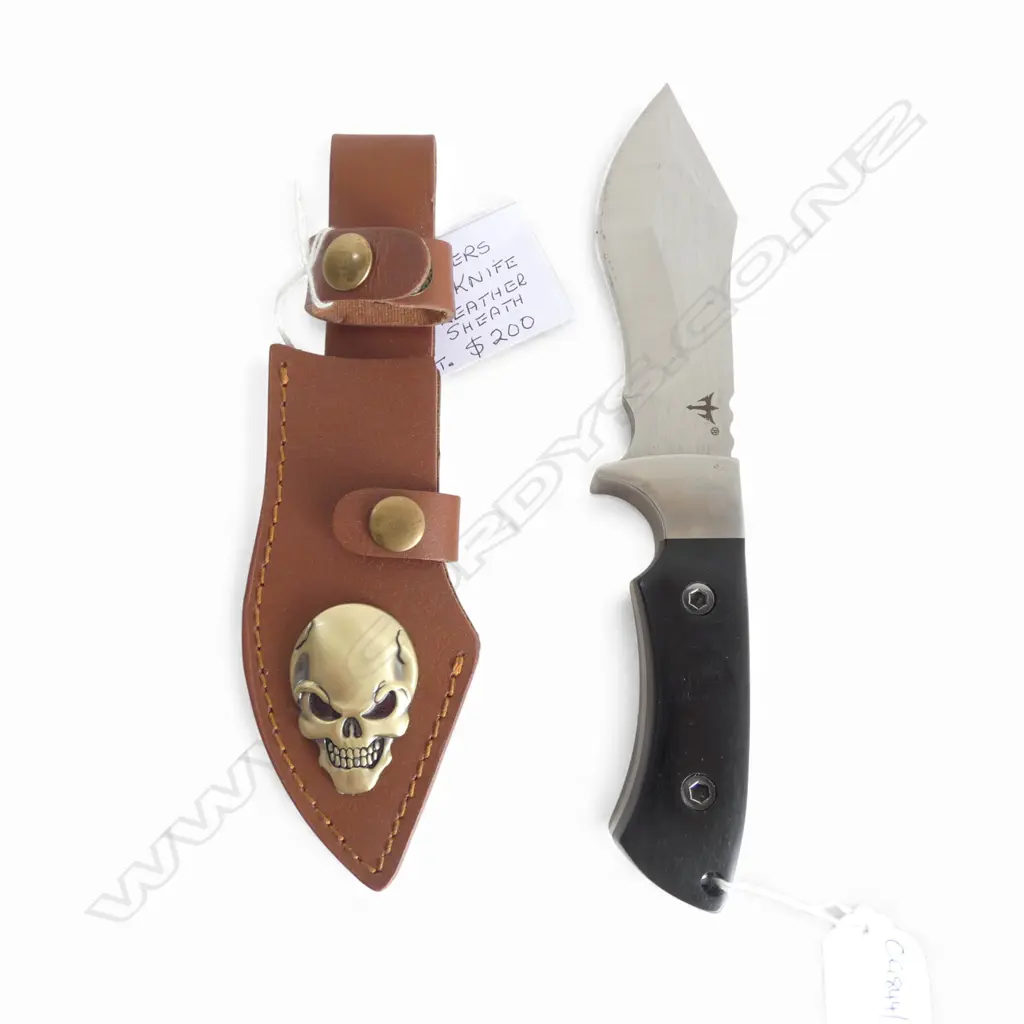 HUNTERS BOWIE KNIFE w. LEATHER SHEATH L.260mm Image 1++