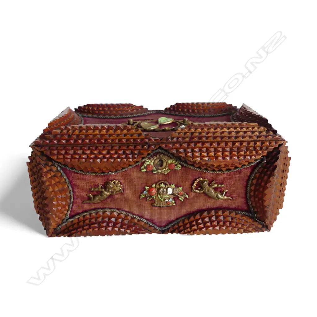 VINTAGE TRAMP ART BOX W.280mm Image 1++