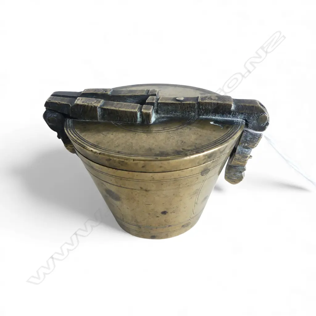 ANTIQUE NESTING CUP WEIGHTS (4 TOTAL) 55mm dia Image 1++