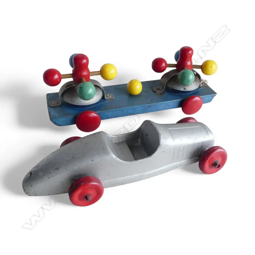 2 VINTAGE TOYS 'CLEVELAND RACER' & GONG BELL PULL TOY L.340mm Image 1++