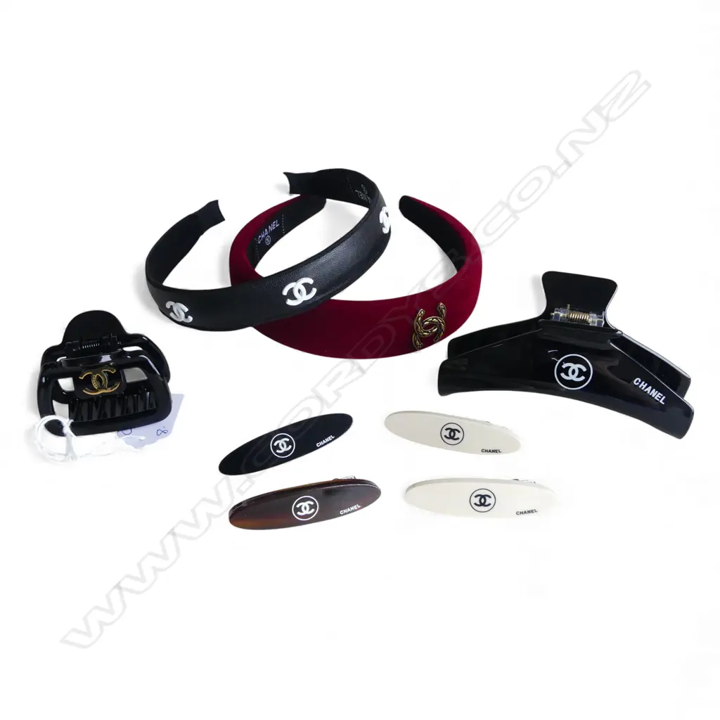 8 'CHANEL' BRANDED HAIR ACCESSORIES Image 1++