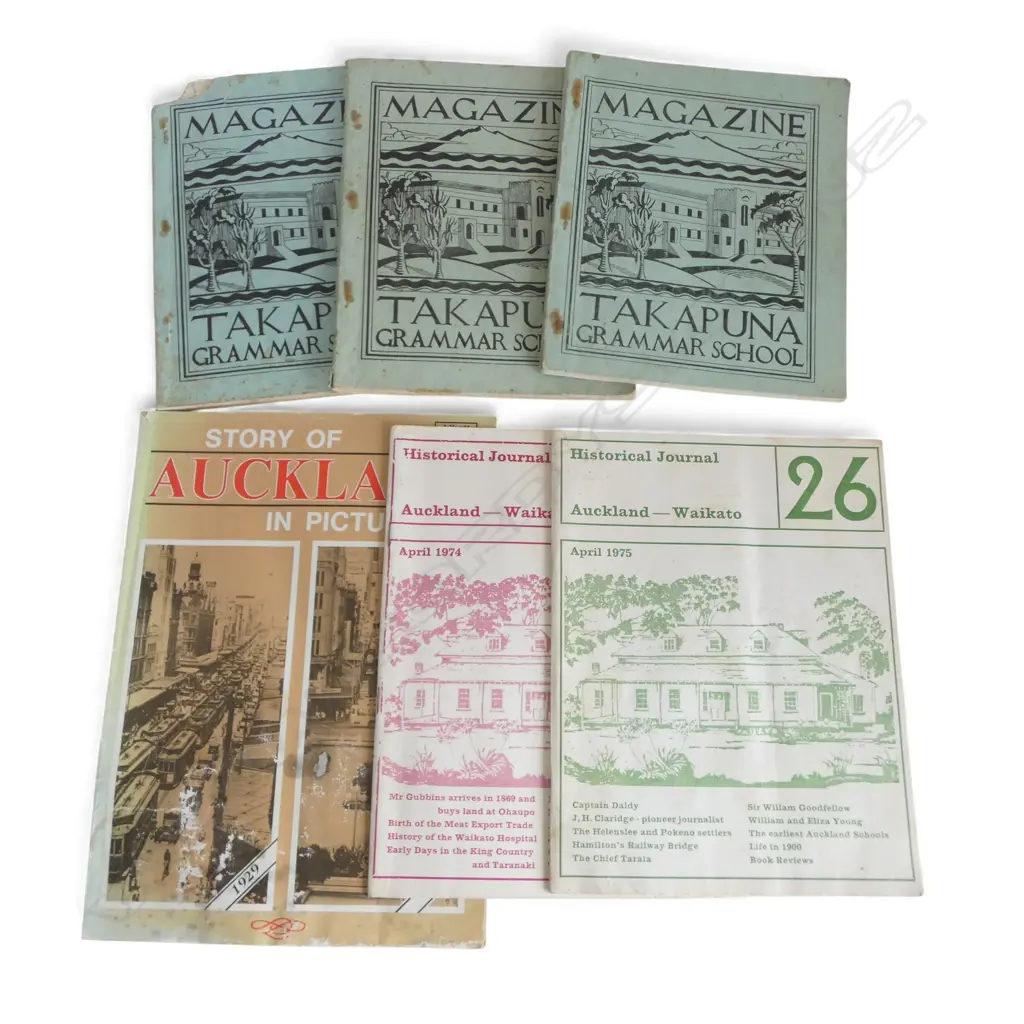 ASST. N.Z. BOOKS & EPHEMERA Incl. TAKAPUNA MAGAZINE Image 1++