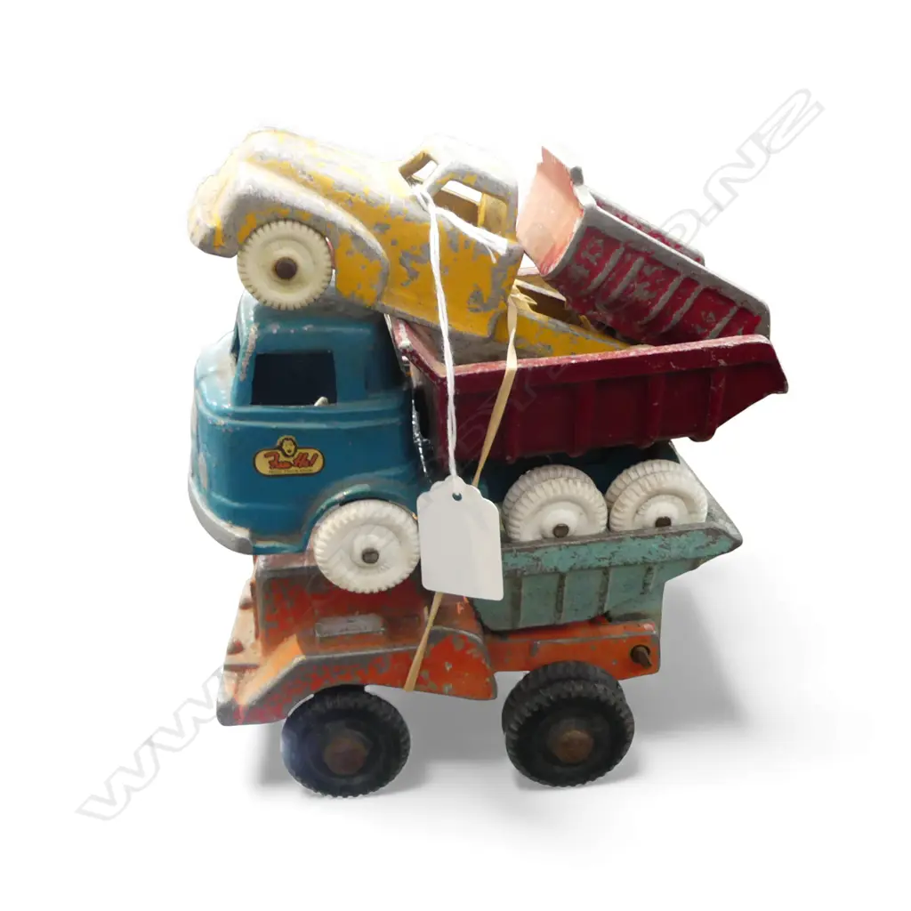 3 x FUN HO! TIP TRUCKS some wear. Longest 175mm Image 1++