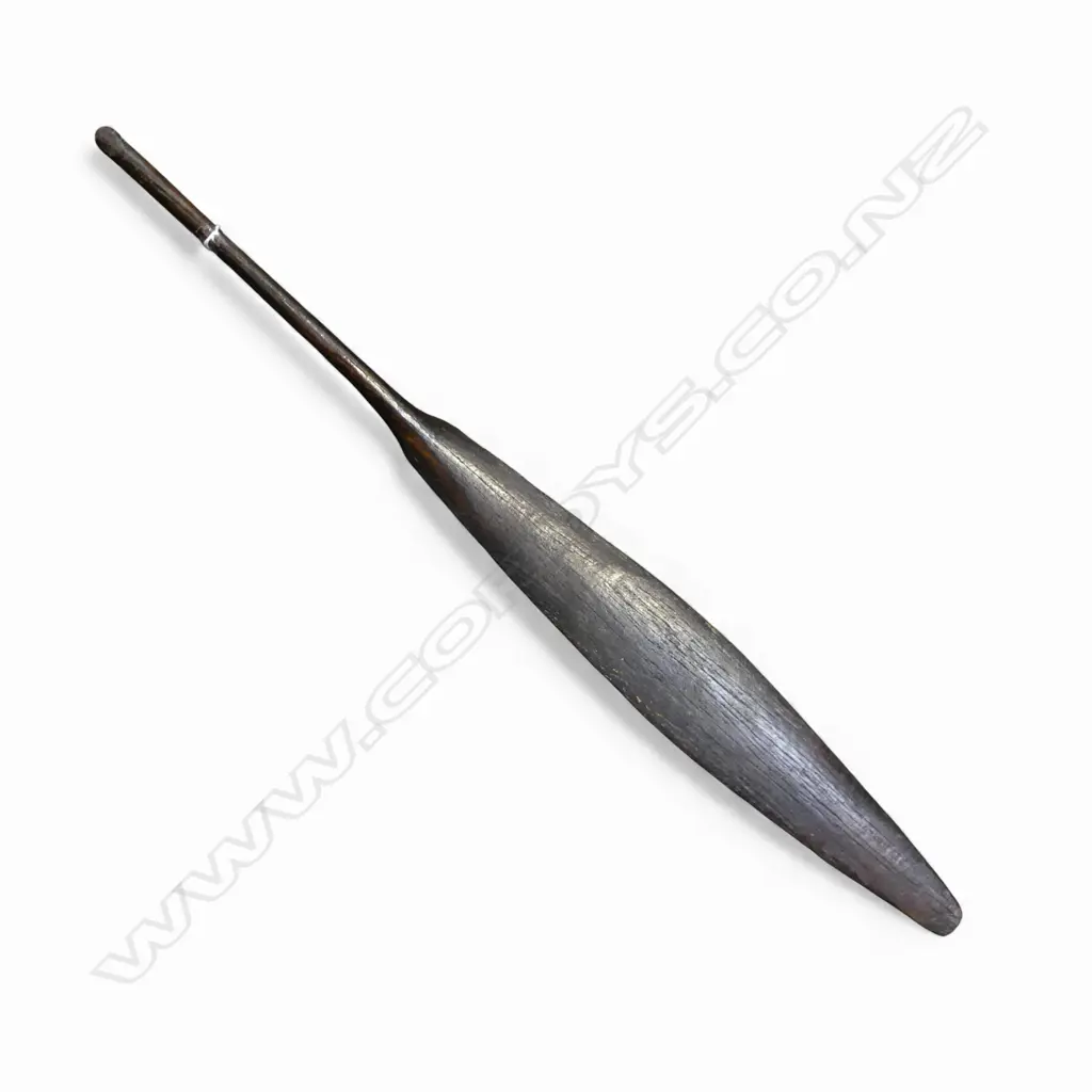 OLD PACIFIC ISLAND PADDLE plain early form. Dark varnished ? old finish. L.1040mm Image 1++