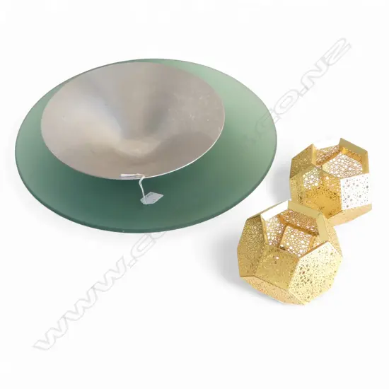 2 TOM DIXON 'ETCH' CANDLEHOLDERS, JORGEN MOLLER ROYAL COPENHAGEN BOWL 280mm dia, DARRYL FAGENCE GLASS BOWL 410mm dia