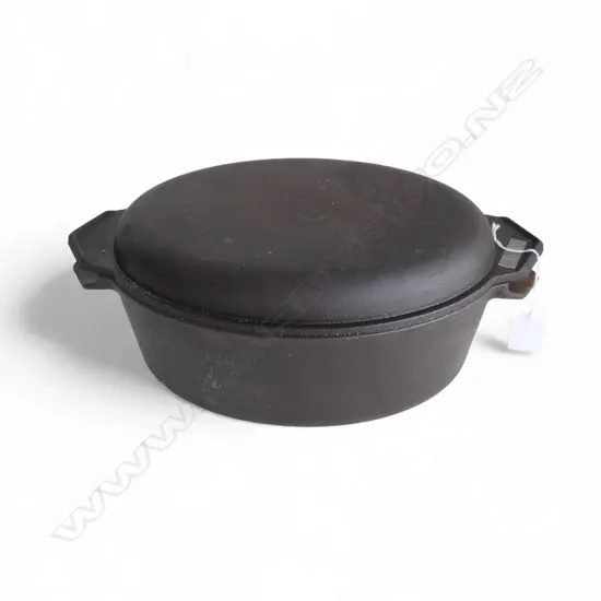 CAST IRON 'IRON CLAD PAN Co.' (AUS) DUTCH OVEN W.380mm