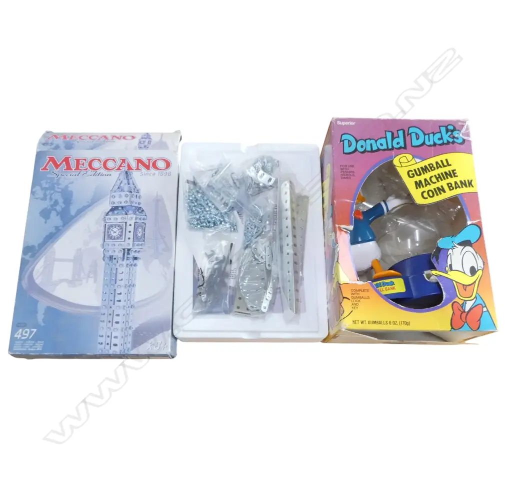 MECCANO SET & DONALD DUCK GUMBALL MACHINE COIN BANK (BOTH BOXED) Image 1++