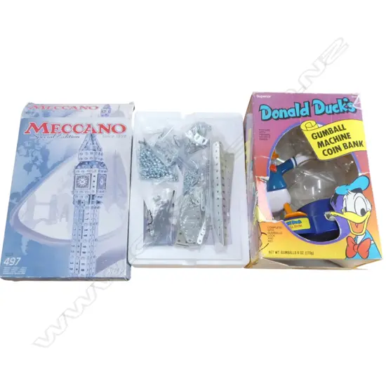 MECCANO SET & DONALD DUCK GUMBALL MACHINE COIN BANK (BOTH BOXED)