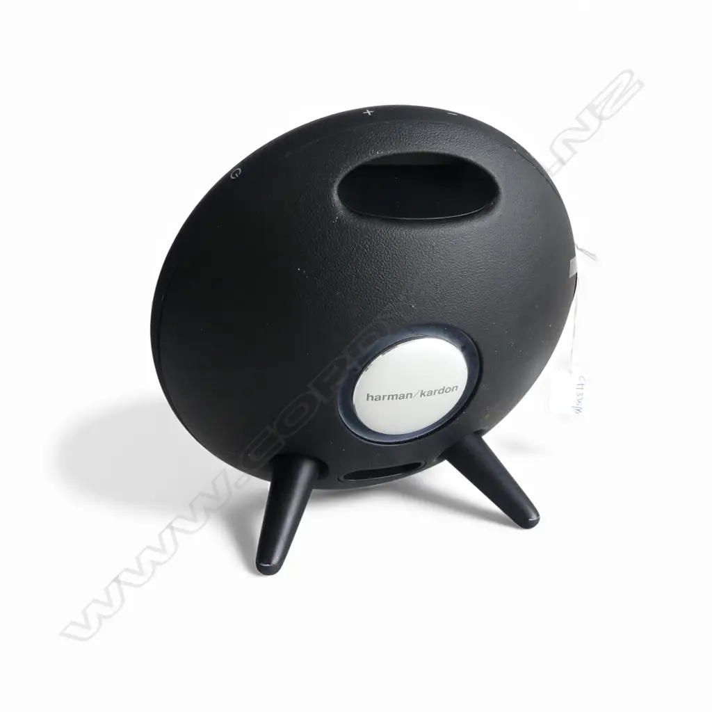 HARMAN / KARDON 'ONYX STUDIO 3' WIRELESS SPEAKER 290mm dia Image 1++