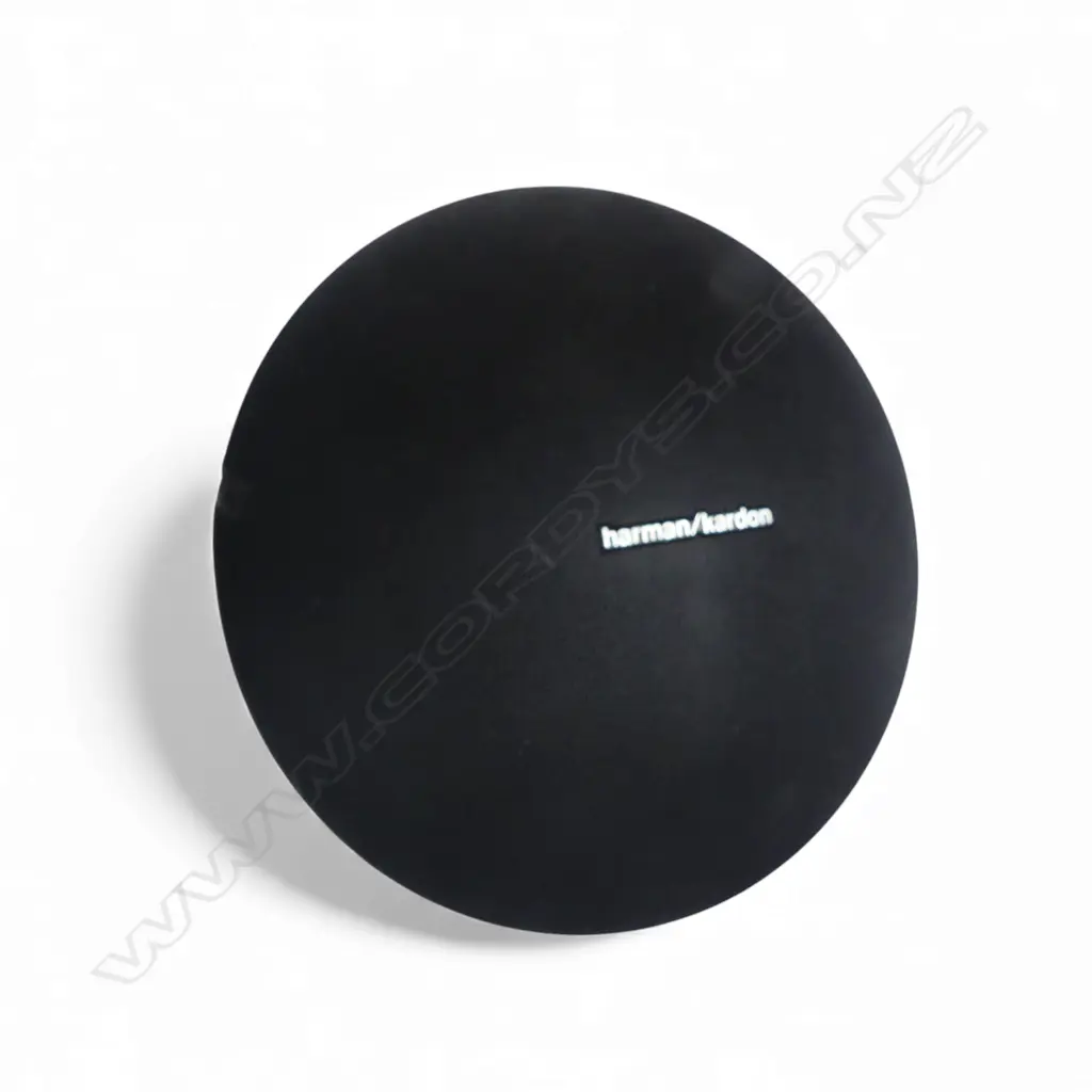 HARMAN / KARDON 'ONYX STUDIO 3' WIRELESS SPEAKER 290mm dia Image 1++