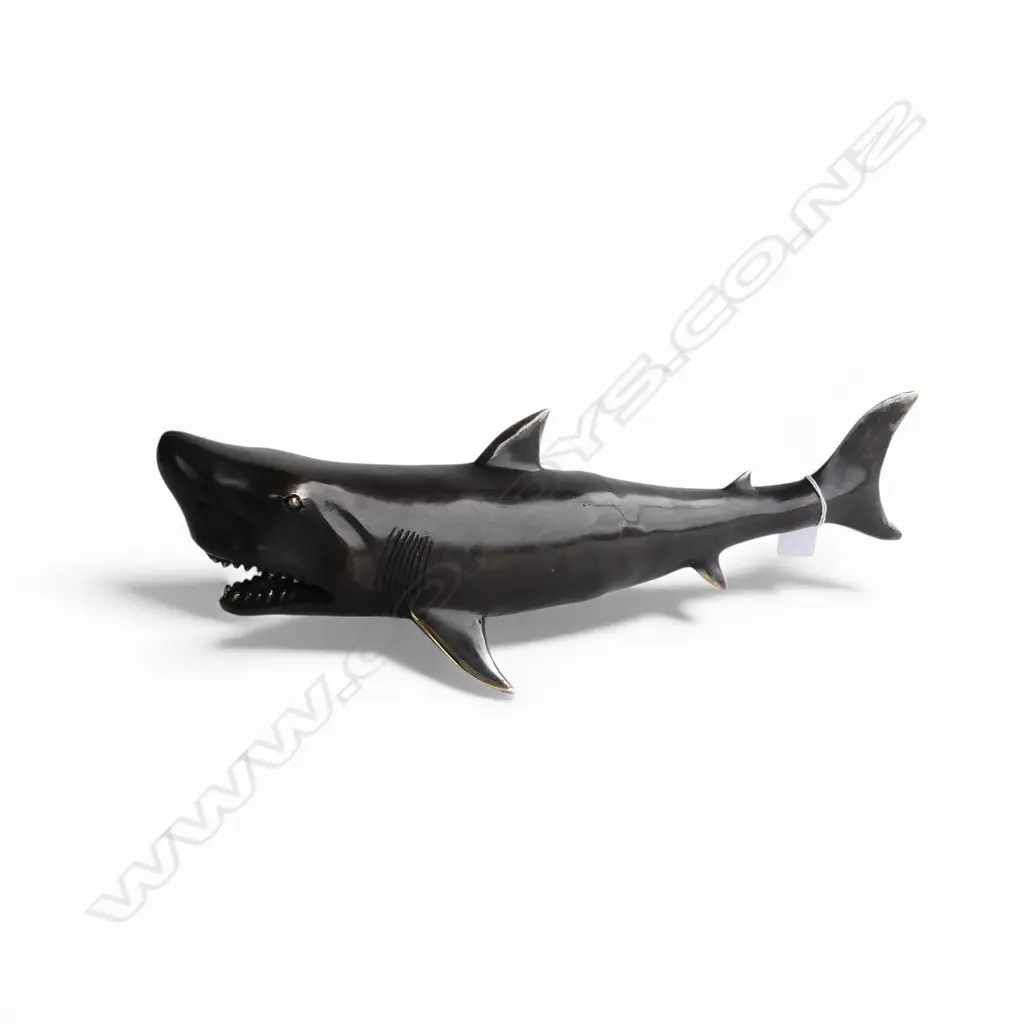 BRONZED SHARK L.445mm Image 1++
