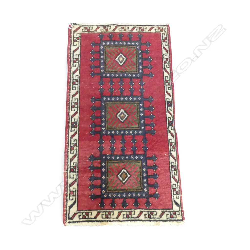 HAND KNOTTED WOOL PILE RUG 900x480mm Image 1++
