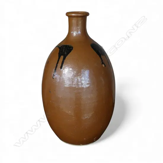 SALT GLAZE 19TH C SAKE FLASK OLD TAR REPAIR TO CRACK H365