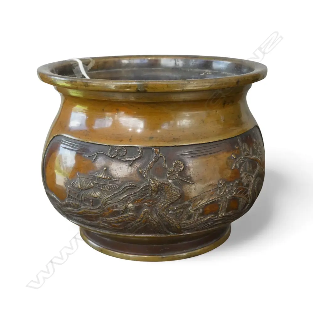 19TH C CHINESE BRONZE INCENSE BURNER HALLMARK TO BASE H88MM Image 1++