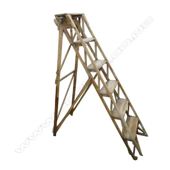 VINTAGE WOODEN HATHERLEY STYLE LADDER H.1545mm