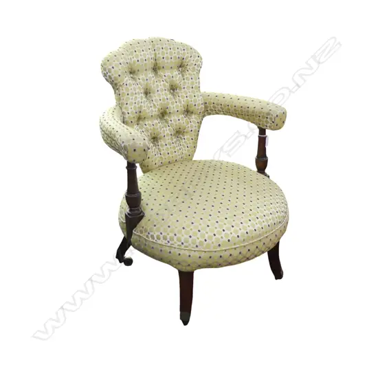 UPHOLSTERED VICTORIAN TUB CHAIR