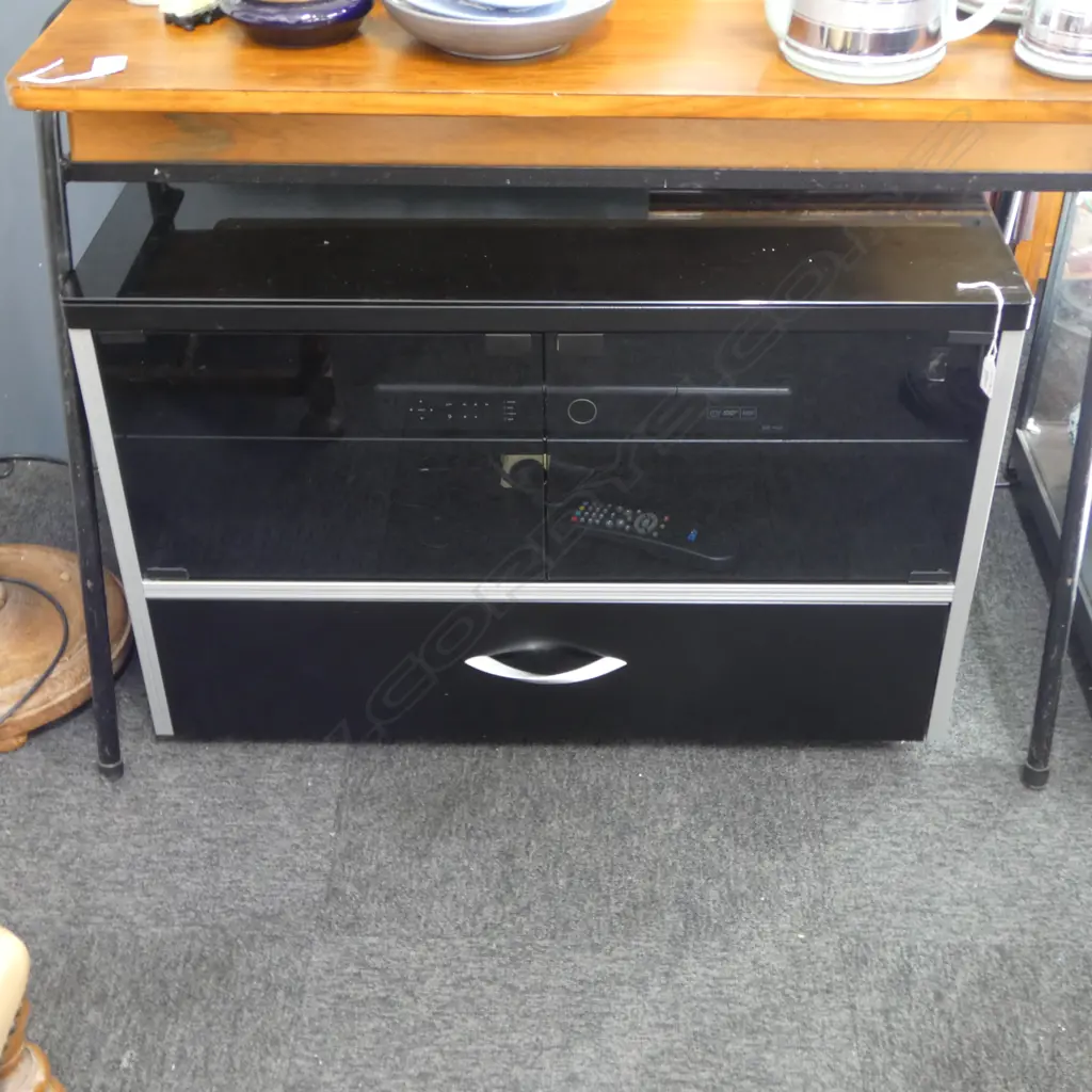 MODERN TV CABINET W.850mm + MY SKY HDI PLAYER & REMOTE Image 1++