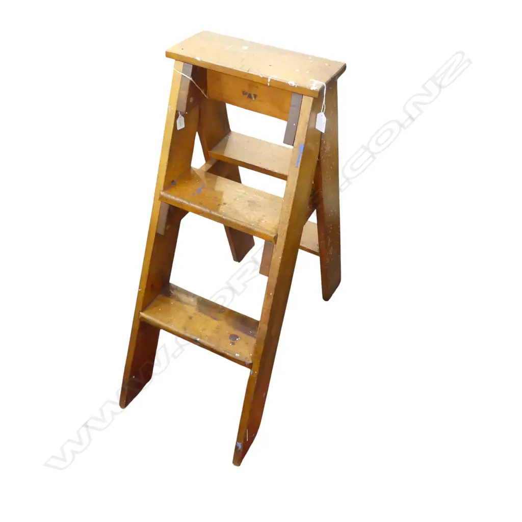 POST & TELEGRAPH DEPARTMENT P&T STEP LADDER EXPBX ROOM H860MM Image 1++