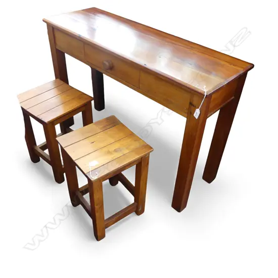 RECYCLED KAURI HALL TABLE 1100x380x740mm + PR STOOLS H.455mm