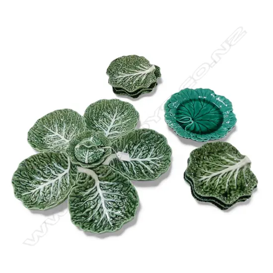 7 PCES BORDALLO PINHEIRO PORTUGAL CABBAGE WARE; 5 LOBED DISH 370mm dia, 6 PLATES + WEDGWOOD LEAF PLATE 200mm dia