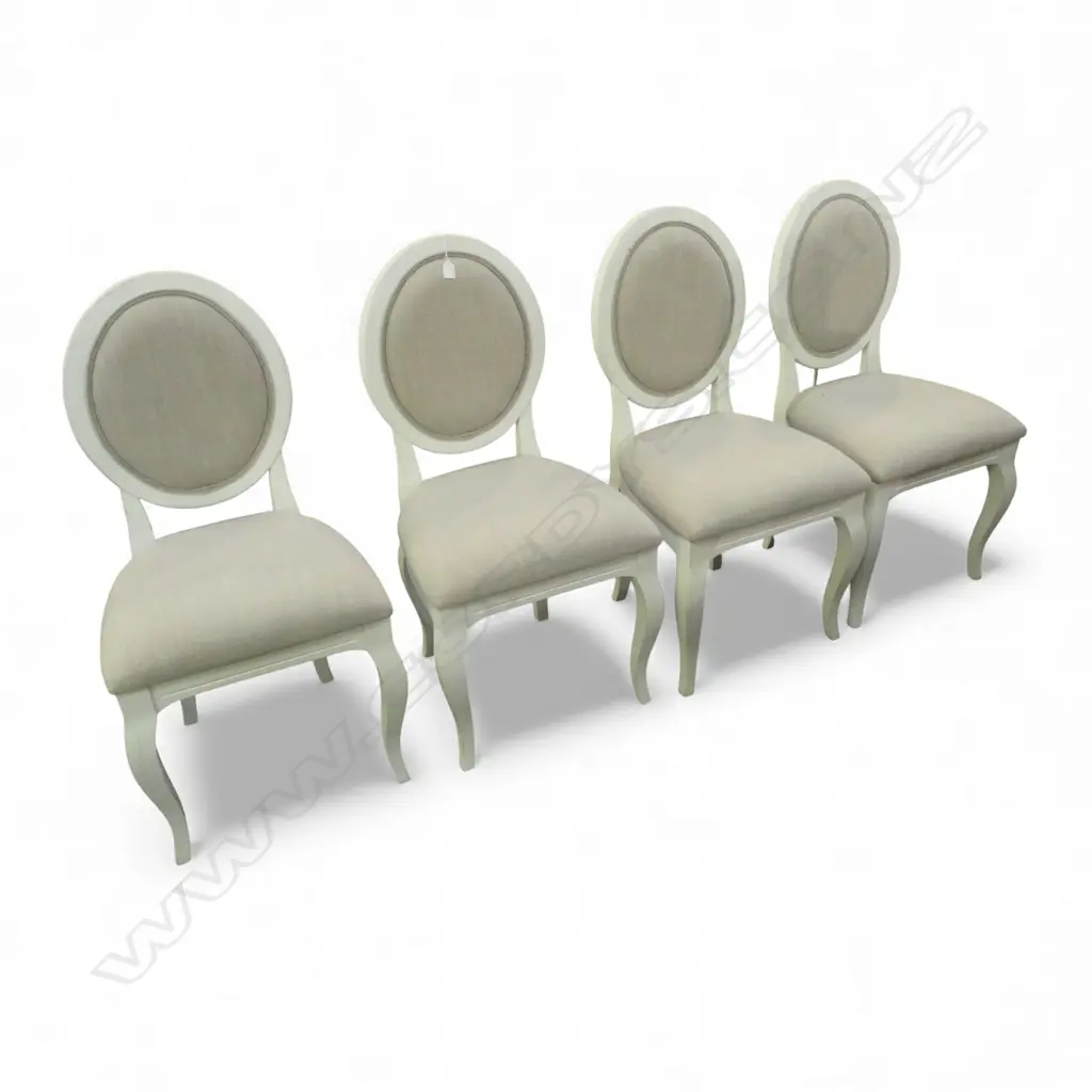 4 MODERN DINING CHAIRS Image 1++