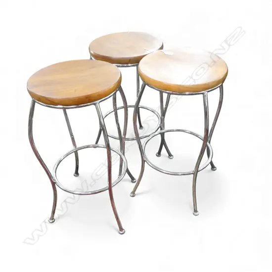 3 CROME & WOOD SEATED BAR STOOLS H650MM
