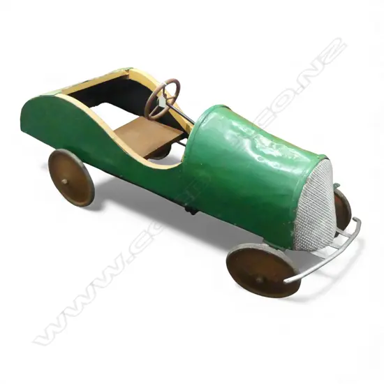 VINTAGE CHILDS PEDAL CAR L1170MM