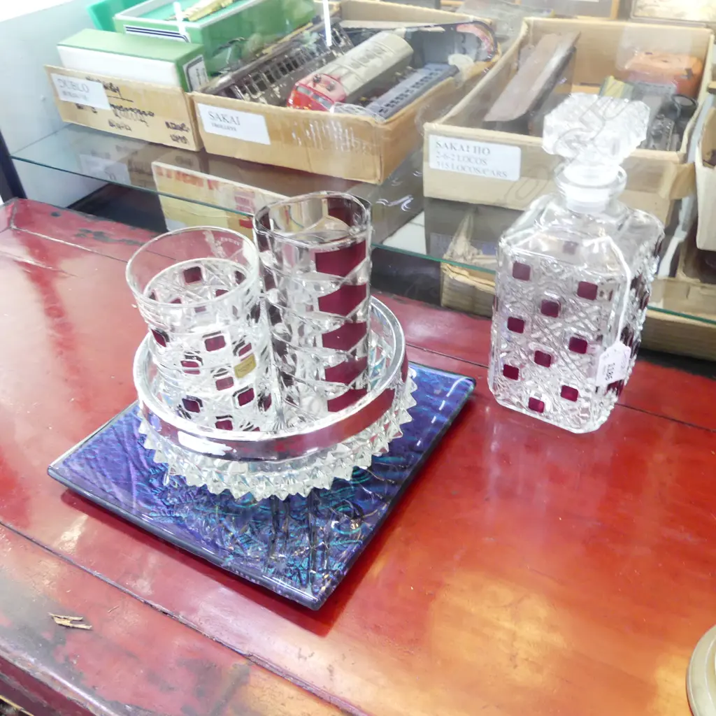 7 PCES GLASS; 5 LUMINARC + BOWL 200mm dia, SQUARE PLATE Image 1++