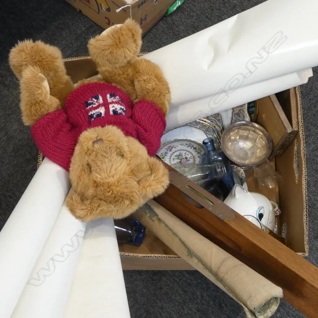 ASST. POSTERS, CHINA, TEDDY, BUILDERS LEVEL ETC Image 1++