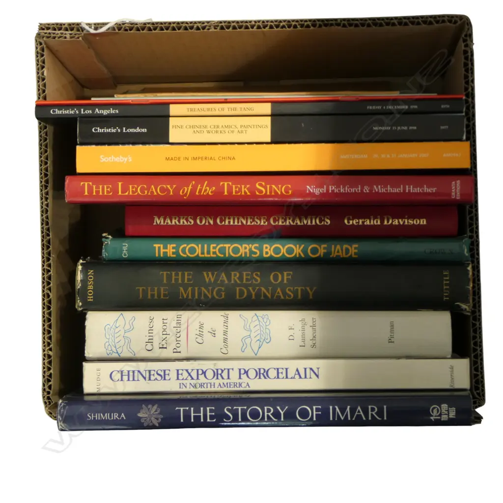 7 REFERENCE BOOKS ON ORIENTAL ARTS PORCLAINS ETC & 6 CATALOGES Image 1++