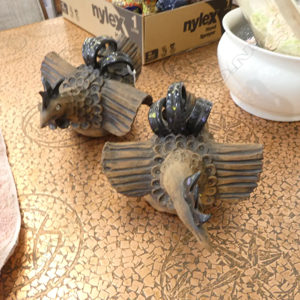 PR NZ STUDIO POTTERY TERRACOTTA ROOSTERS, H.140 x 220mm Image 1++