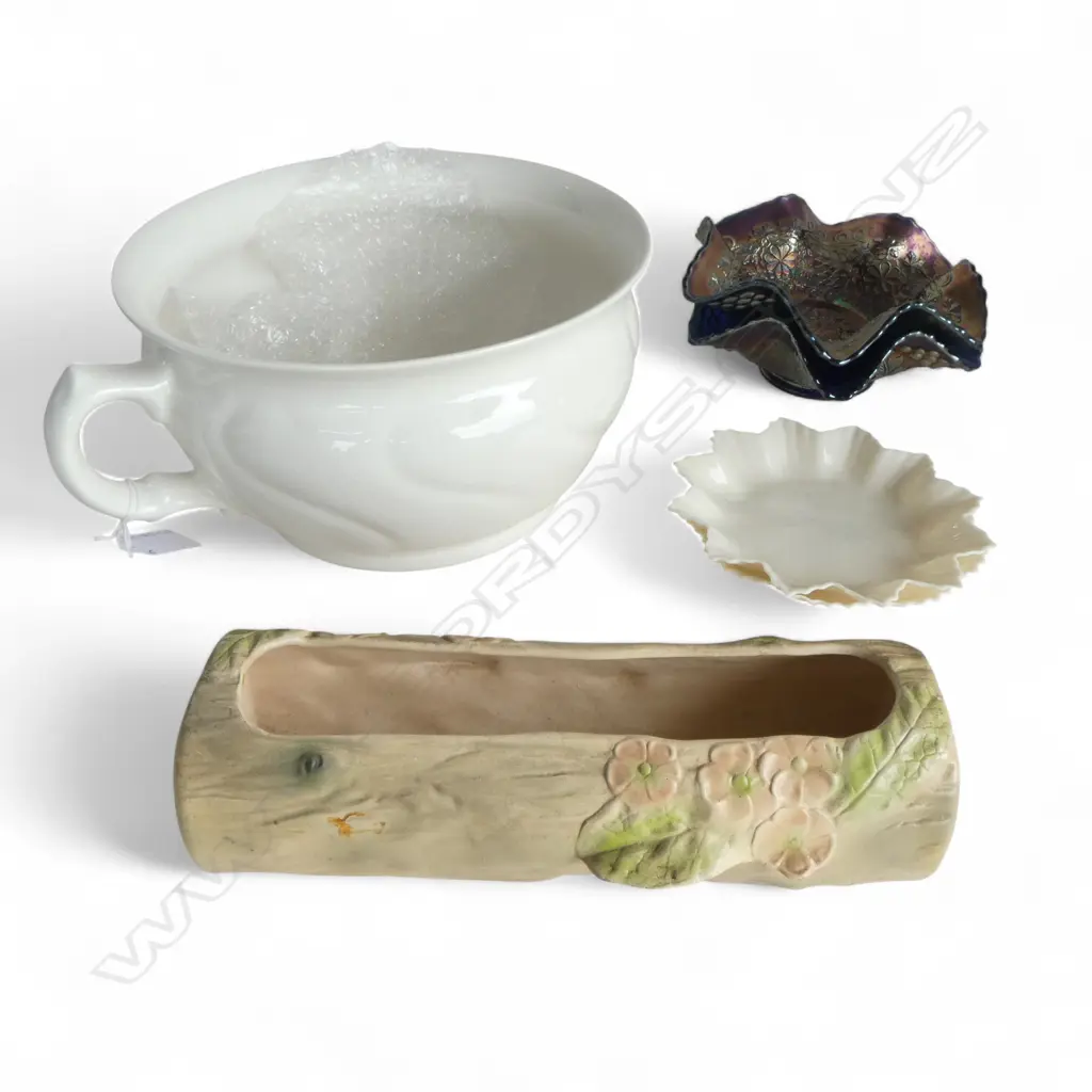 CERAMIC POTTY, TROUGH VASE, 2 CARNIVAL GLASS +  2 BELLEEK DISHES Image 1++