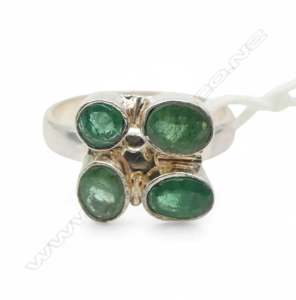 SILVER & 4 STONE JAIPUR EMERALD RING SIZE Q Image 1++