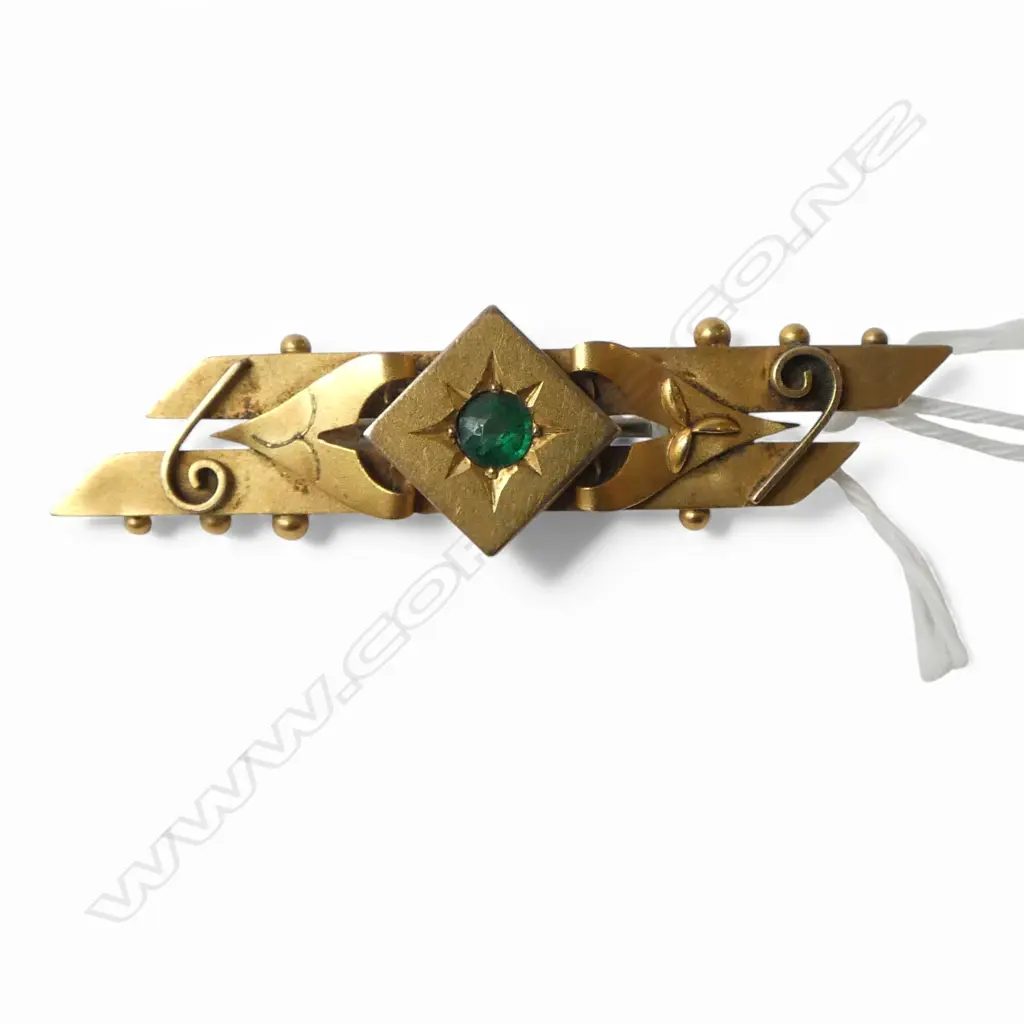 ANTIQUE 9CT EMERALD? BAR BROOCH W.50mm, 3.5gms Image 1++