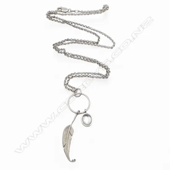 LISA HOSKING STG SILVER QUIL PENDANT ON STG SILVER CHAIN L.640mm