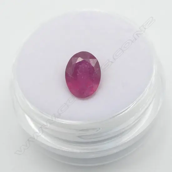UNSET PINK SAPPHIRE, 2ct, stone enhanced 