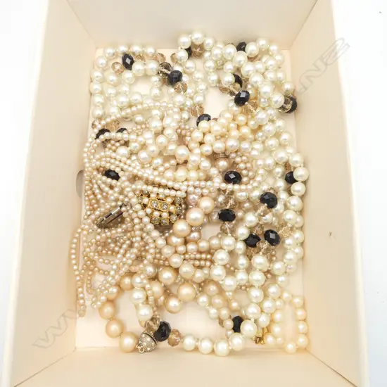 ASST. PEARL JEWELLERY