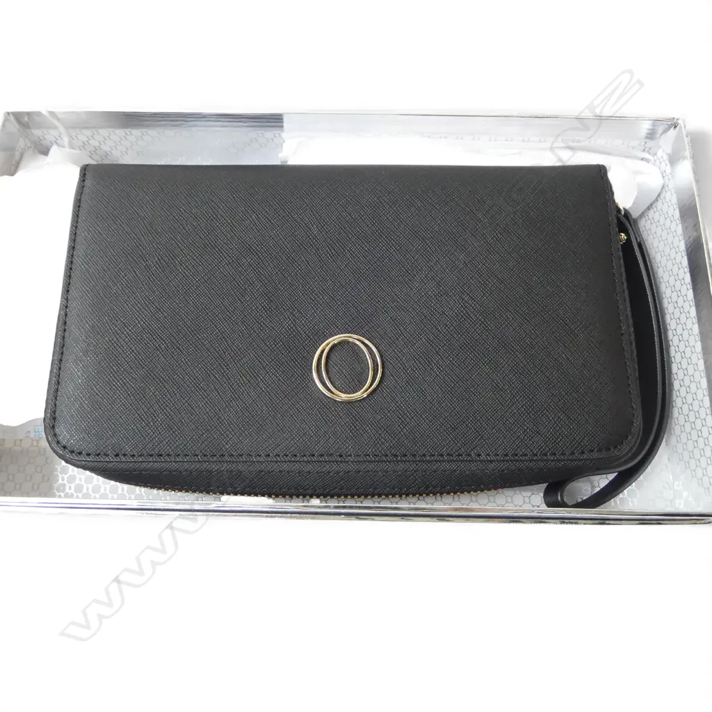 BOXED OROTON PURSE Image 1++