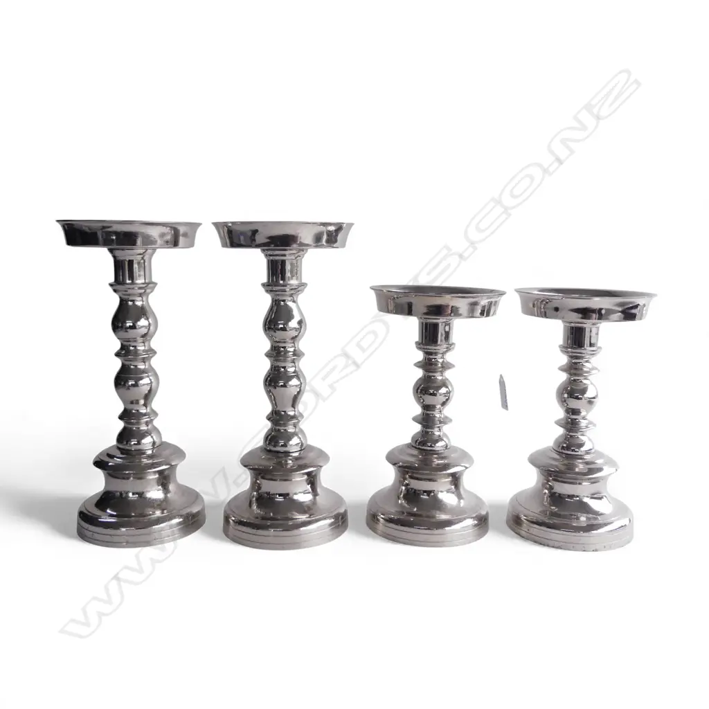2 PRS SILVER METAL CANDLE HOLDERS H.320 / 255mm Image 1++